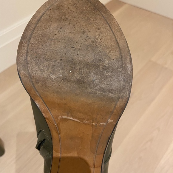 Givenchy green leather combat boots. - Picture 2 of 5